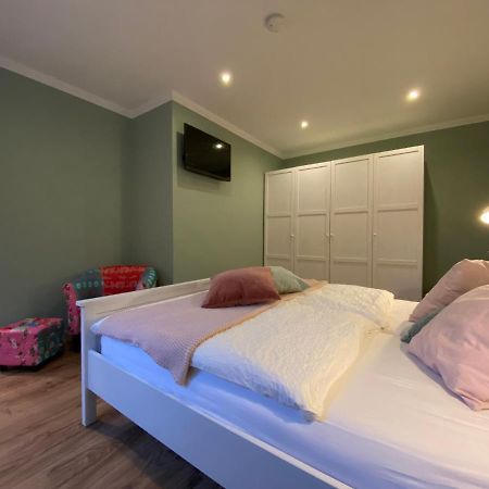 Bed N Riesling Apartment Forst an der Weinstrasse Exterior photo