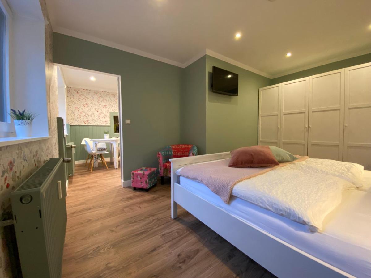 Bed N Riesling Apartment Forst an der Weinstrasse Exterior photo